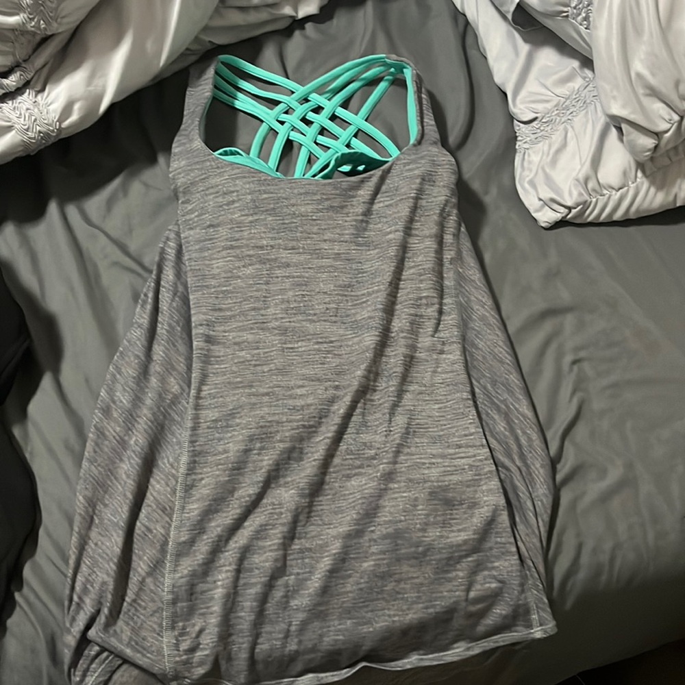 Lululemon tanktop with built in crossed-back sports bra